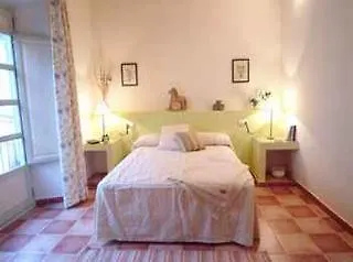 La Casa De Las Titas Велес 0*,  Испания